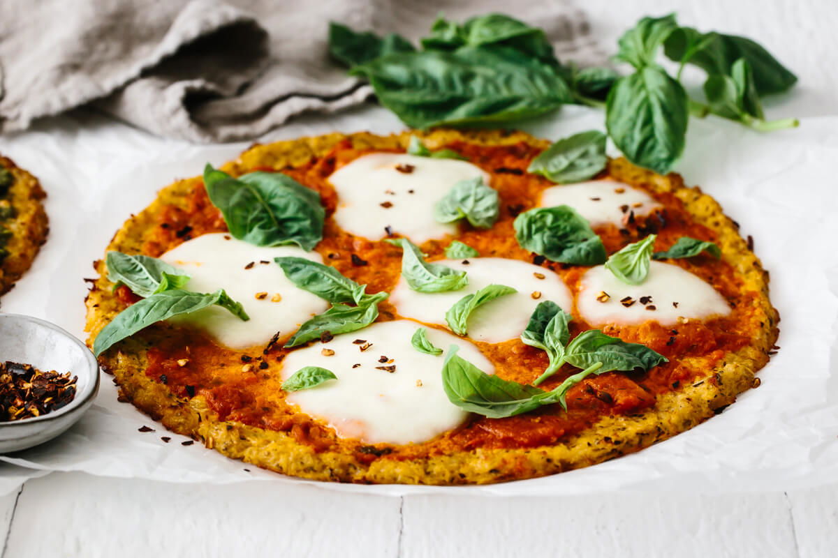 Le coronavirus, la margherita et la pizza farcie sont interdits à Rome. Confusion parmi les boulangers pour la circulaire de police locale Le coronavirus, la margherita et la pizza farcie sont interdits à Rome. Confusion parmi les boulangers pour la circulaire de police locale