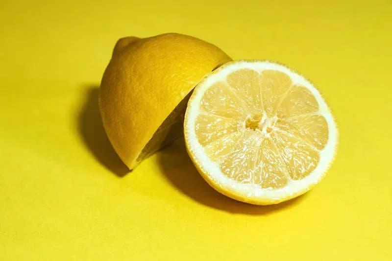 Huile essentielle citron bio